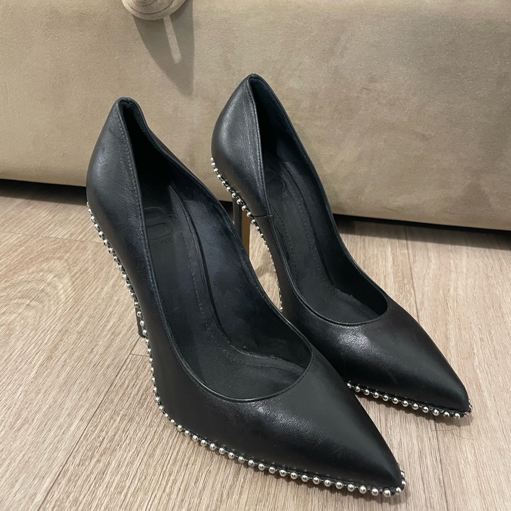 Vero Cuoio Black Studded Heels